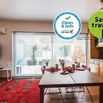 Patio - 57655al